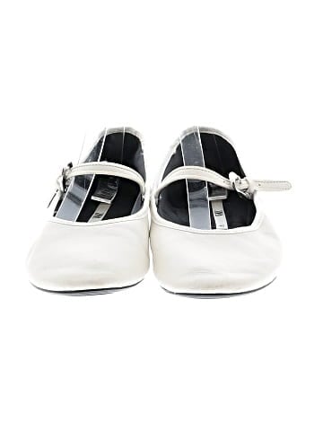 Zara Flats (view 2)