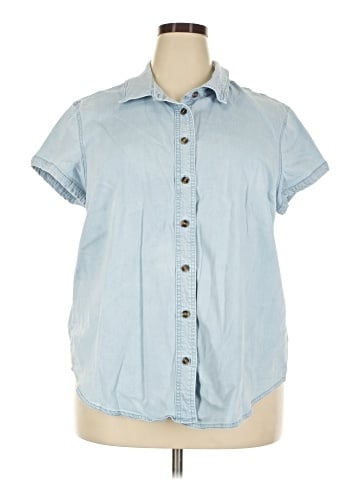 Universal Standard Short Sleeve Button-Down Shirt (view 1)