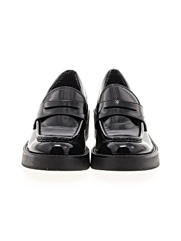 Zara Flats (view 2)