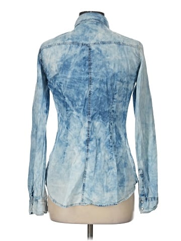 Forever 21 Long Sleeve Button-Down Shirt (view 2)