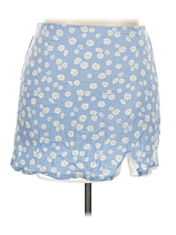 No Boundaries Casual Skirt (view 1)