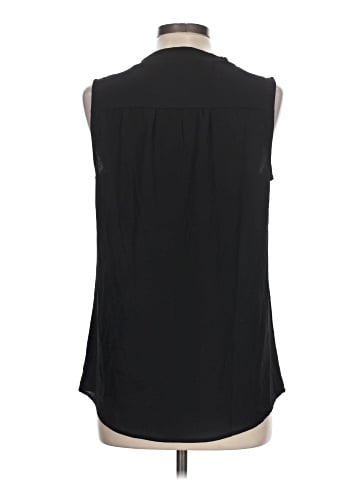 Jon & Anna Sleeveless Blouse (view 2)