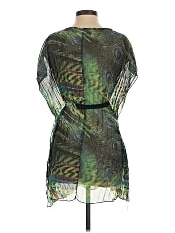 Romeo & Juliet Couture Short Sleeve Blouse (view 2)