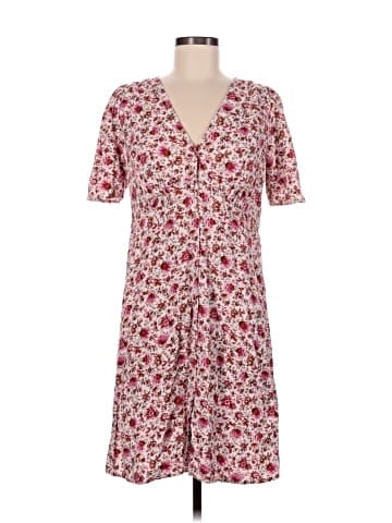 Old Navy Casual Dress (view 1)