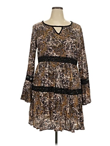 Knox Rose Casual Dress (view 1)