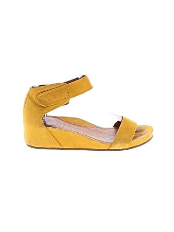 Gentle Souls by Kenneth Cole Wedges (view 1)