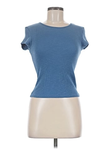 American Eagle Outfitters Sleeveless T-Shirt (view 1)