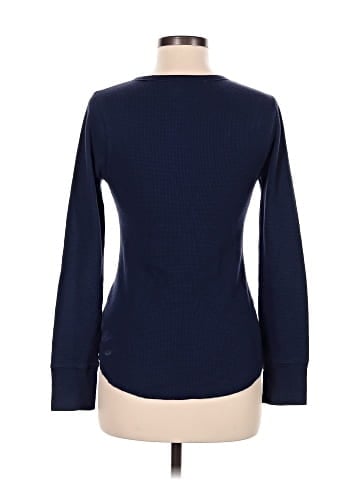 Old Navy Long Sleeve T-Shirt (view 2)