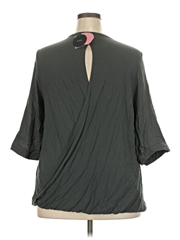 En Creme 3/4 Sleeve Blouse (view 2)