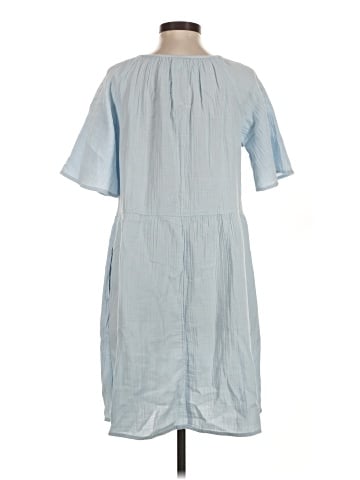 Old Navy Casual Dress (view 2)