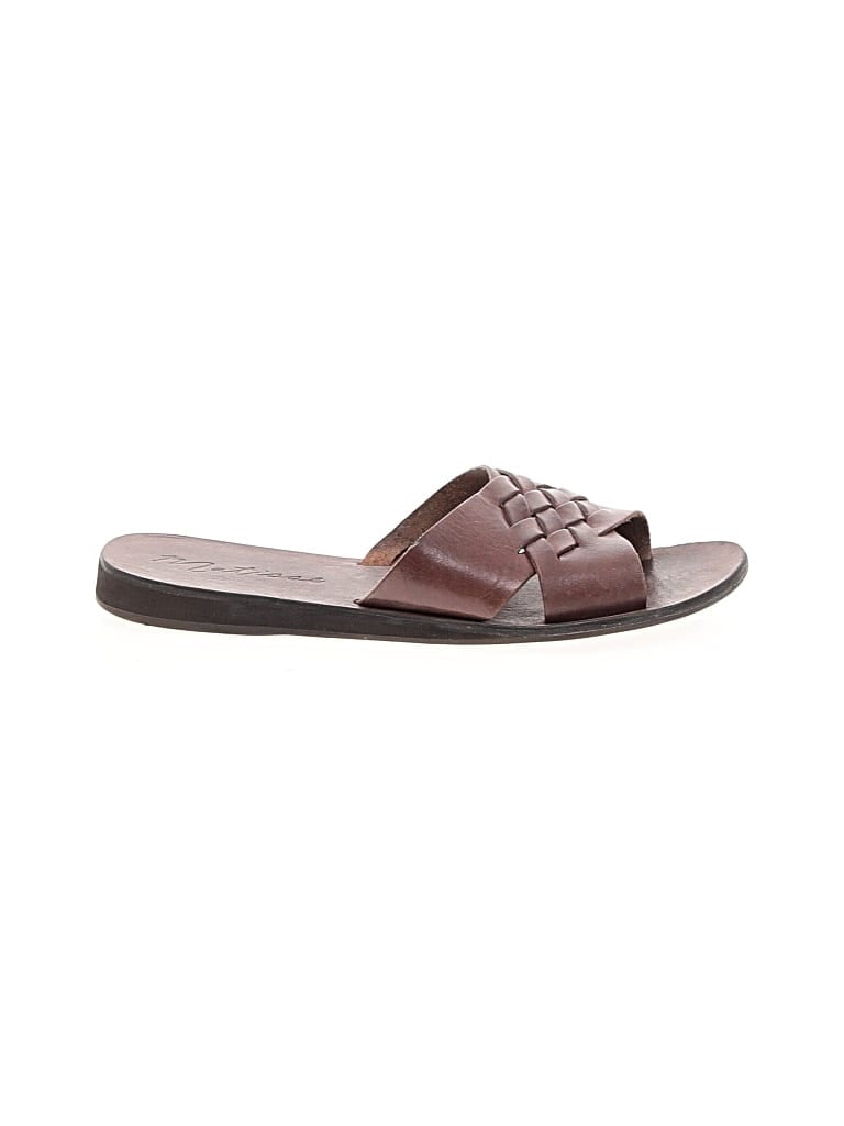 Pre-owned Matisse Sandals In Brown