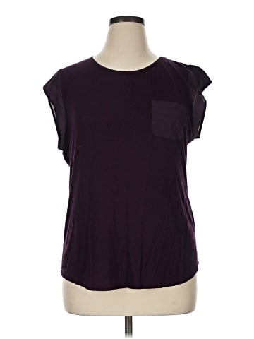 Calvin Klein Sleeveless T-Shirt (view 1)