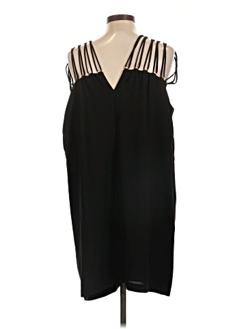 BCBGMAXAZRIA Cocktail Dress (view 2)