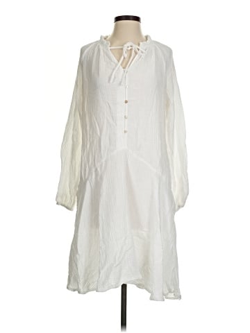 Saks Fifth Avenue Casual Dress (view 1)