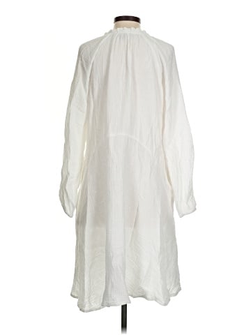 Saks Fifth Avenue Casual Dress (view 2)