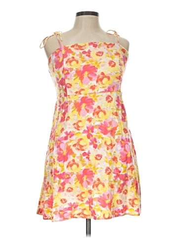 Old Navy Cocktail Dress (view 1)