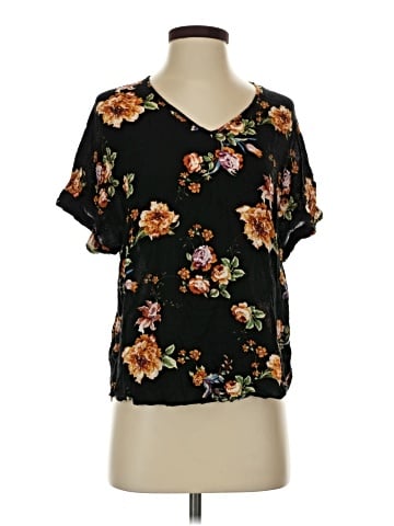 Kaileigh Short Sleeve Blouse (view 1)