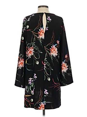 H&M Casual Dress (view 2)
