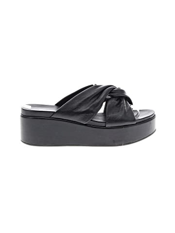 J/Slides Wedges (view 1)