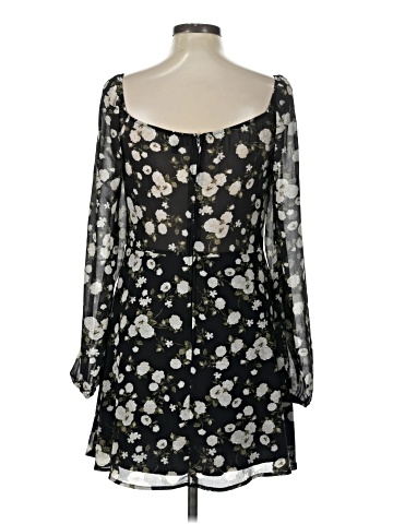 Trixxi 3/4 Sleeve Top (view 2)