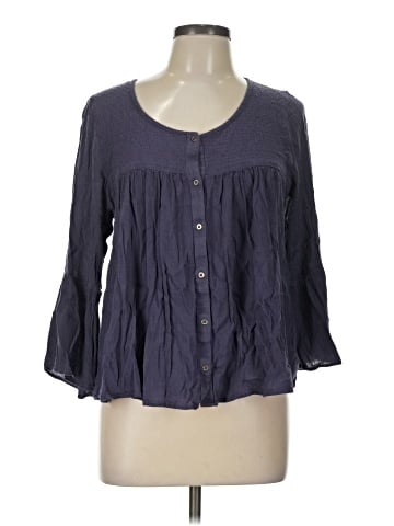 American Eagle Outfitters 3/4 Sleeve Blouse (view 1)