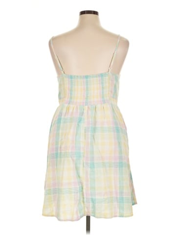 Old Navy Casual Dress (view 2)