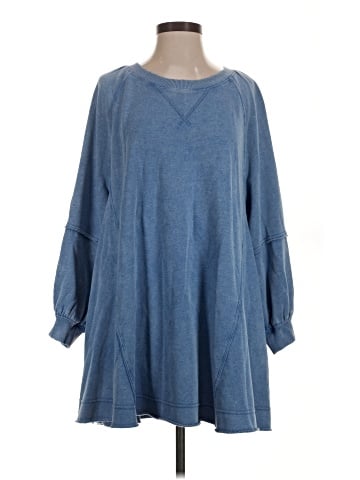 American Eagle Outfitters Pullover Sweater (view 1)