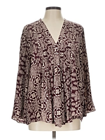 Elizabeth and James 3/4 Sleeve Blouse (view 1)