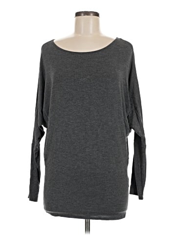 Emma's Closet Long Sleeve Top (view 1)