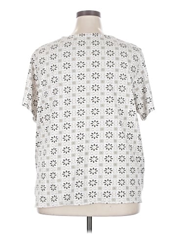 Croft & Barrow Short Sleeve T-Shirt (view 2)