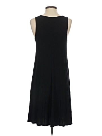 Old Navy Casual Dress (view 2)