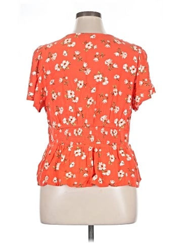Old Navy Short Sleeve Blouse (view 2)
