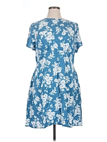 Old Navy Casual Dress (view 1)