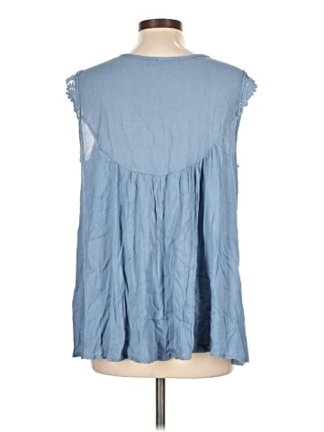New York & Company Sleeveless Blouse (view 2)