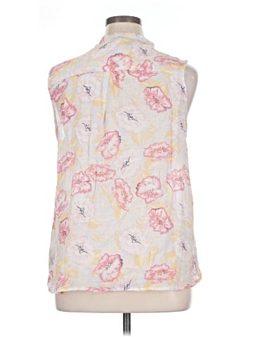 Harve Benard Sleeveless Blouse (view 2)