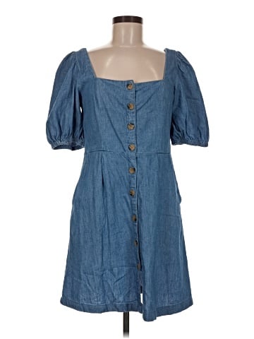 Old Navy Casual Dress (view 1)