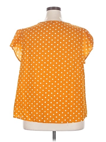 Shein Curve Short Sleeve T-Shirt (view 2)