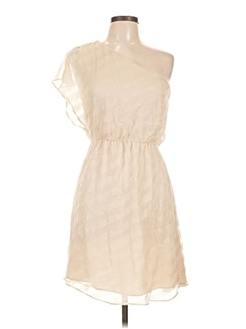 Alice + Olivia Casual Dress (view 1)