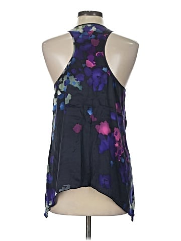 Matty M Sleeveless Top (view 2)