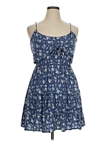 Eyeshadow Casual Dress (view 1)