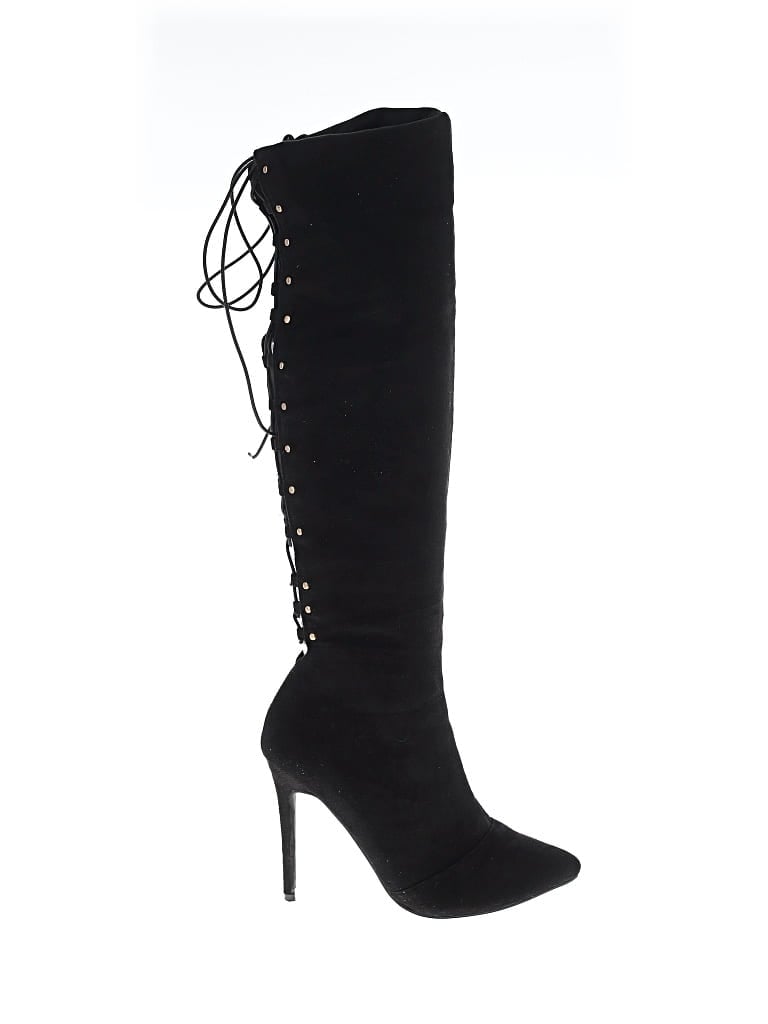Pre-owned Forever Boots In Black