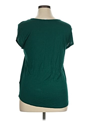 H&M Short Sleeve T-Shirt (view 2)