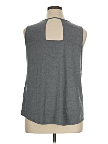 St. John's Bay Sleeveless T-Shirt (view 2)