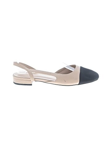 Unbranded Flats (view 1)