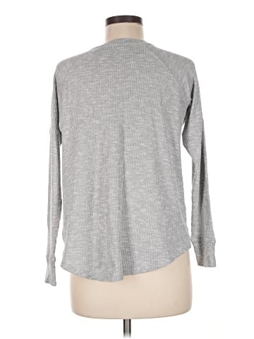 American Eagle Outfitters Long Sleeve T-Shirt (view 2)