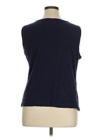 Croft & Barrow Sleeveless Top (view 2)