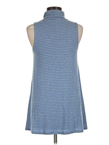Puella Sleeveless T-Shirt (view 2)