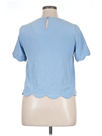 Monteau Short Sleeve Top (view 2)