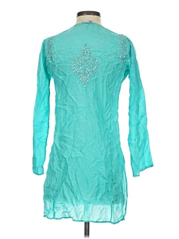 Bindya 3/4 Sleeve Silk Top (view 2)