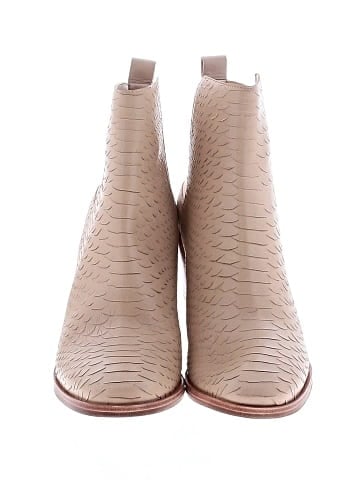 Pour La Victoire Ankle Boots (view 2)